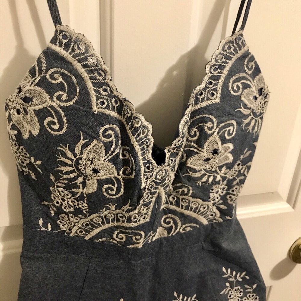 Selfie Leslie denim romper